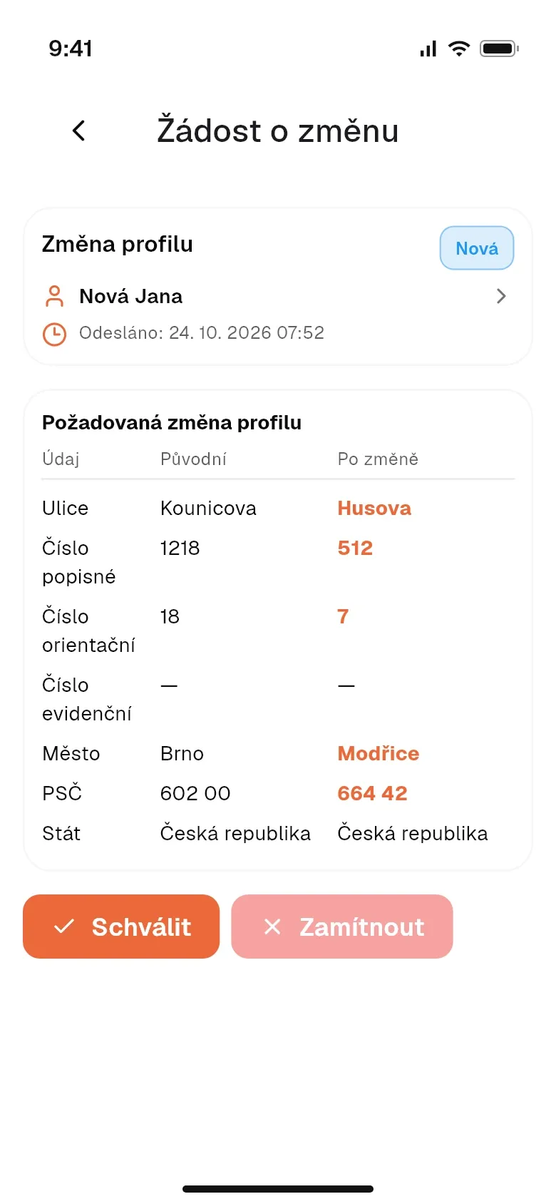 Žádost pracovníka o změnu adresy s původní a novou hodnotou
