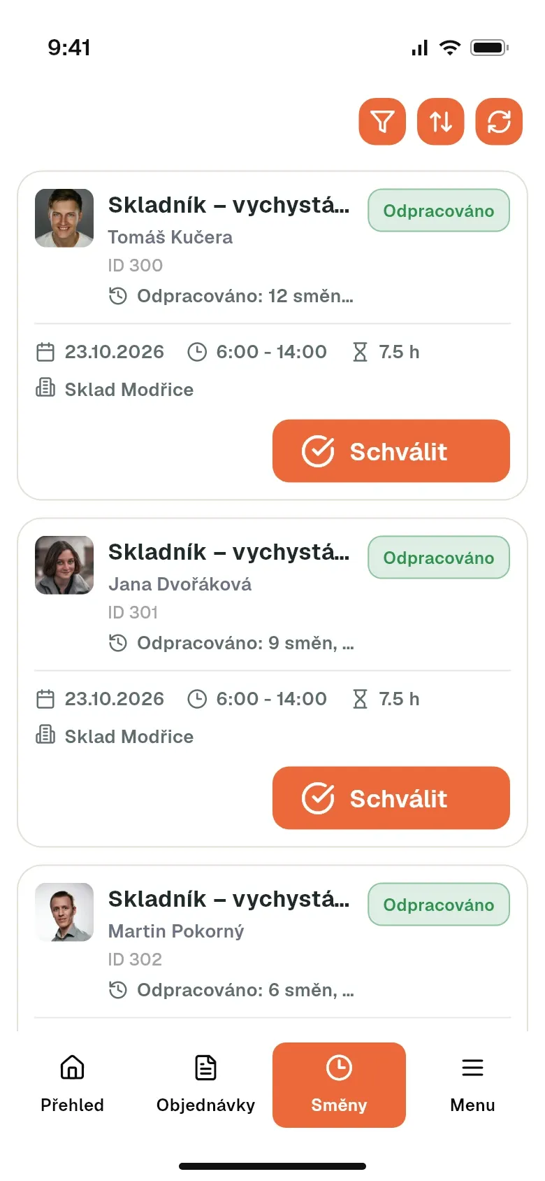 Odpracované směny brigádníků s tlačítkem Schválit