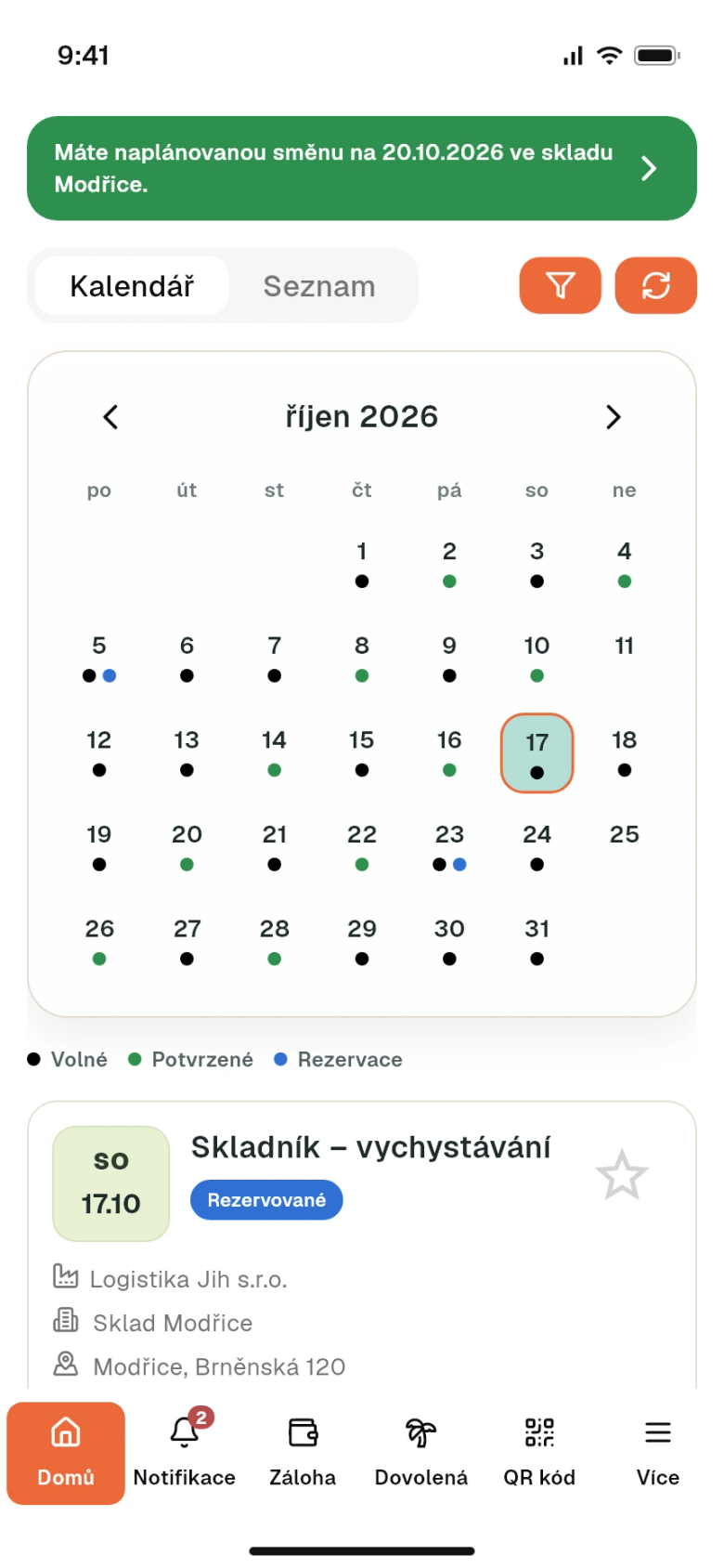 Kalendář naplánovaných směn v mobilní aplikaci Stafio